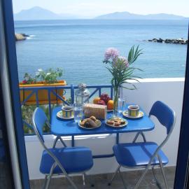 Alkistis Cozy by The Beach Apartment in Ikaria Island inTherma Bay - 2nd Floor