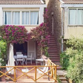 Cottage Punta Ala Residential Area with Pool, hotel sa Punta Ala