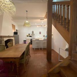 Maison, Centre-ville, 6 lits, terrasse & parking, hotel u gradu 'Apt'