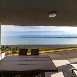 Golden Nin, hotell Ninis