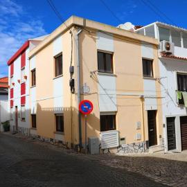 House in the historic area of Lourinhã
