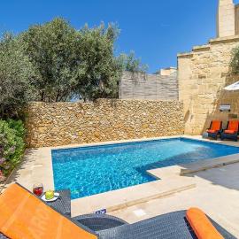 Hamlet 1 Holiday Home, khách sạn ở Għasri