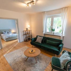RR - Central Apartments 80qm - Balcony - Washer, hotel en Magdeburgo