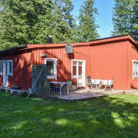Cozy Home In Gärsnäs With Wifi, hotel sa Gärsnäs