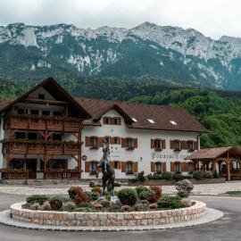 Popasul Craiului, hotel en Zărneşti