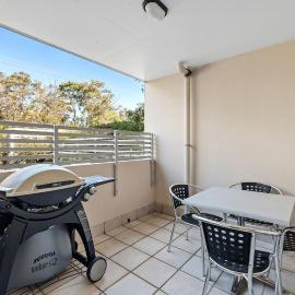 Shoal Bay Beach Apartments Unit 6 2 Shoal Bay Road, hotel in Shoal Bay