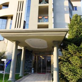 Hotel Green, hotell i Tirana