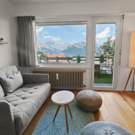 Superbe appartement avec piscine, готель у місті Нанда