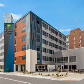 Holiday Inn Express & Suites Evansville Downtown by IHG, hotel em Evansville