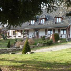 Zajazd Pod Skarpą, hotel a Mysłakowice