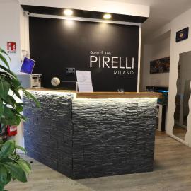Guest House Pirelli Milano, hotel a Milà