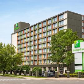 Holiday Inn Boston - Cambridge Area by IHG，薩默維爾的飯店
