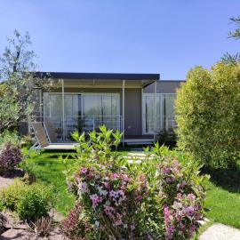 Agricampeggio Oasi del Garda, hotel a Lazise
