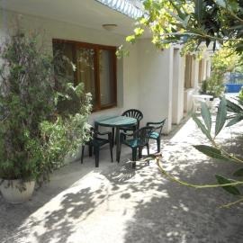 Стаи под наем "Таня"- безплатен паркинг, hotel in Ahtopol