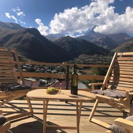 Hotel Nestt, Hotel in Kazbegi