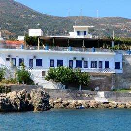 Chrisopetro Rooms, hotel v destinaci Marathokampos
