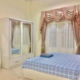 บ้านแสนรักโฮมสเตย์สัตหีบ, hotel u gradu 'Sattahip'