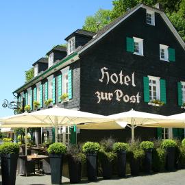 Hotel Restaurant Zur Post, hotel en Odenthal