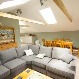 Luxury three bedroom property with hot tub, hotell i West Wellow