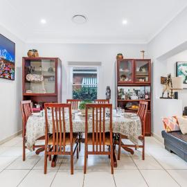 KozyGuru | Rockdale | Spacious Modern 2 Bedrooms Holiday Home, Hotel in Sydney