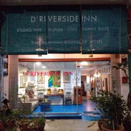 D Riverside Inn