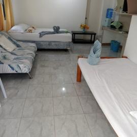 Okoy Guest House, hotell sihtkohas Bantayani saar