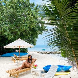 Summer Vibes Beach Front, hotel i Rasdhoo