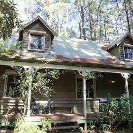 Holly Lodge
