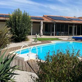 Chambres d hôtes Villa Anani Cosson alex, hotel v destinaci Barbezieux