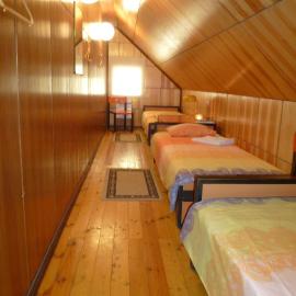 Kihelkonna Pastorate Guesthouse、Kihelkonnaのホテル