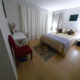 Peter new home, hotel i Auckland
