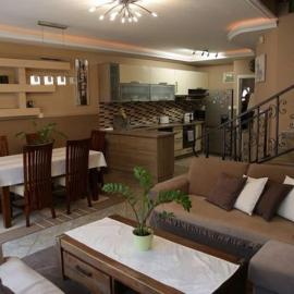 Ede Apartman, hotel in Gyula