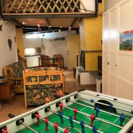 Underground Haven and free parking, hotel v destinácii Bardonecchia