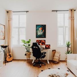 Sleek Studio minutes away from Deutsches Eck