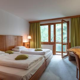 Hotel Restaurant Südrast Dreiländereck, hotel a Arnoldstein