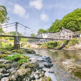 The Chainbridge Hotel, hotel en Llangollen