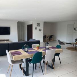 Villa avec son spa privatif proche de Rocamadour โรงแรมในกรามาต์