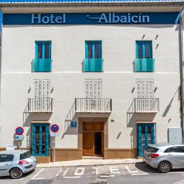 Hotel Albaicín, hotell i Coín
