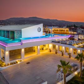 Atermono Boutique Resort & Spa、プラタネスのホテル