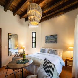 Rooftop Terrace Views! Stylish 4BR Hacienda, hotel u gradu 'San Miguel de Allende'