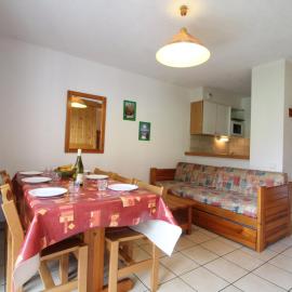 Appartement 6 pers au pied des pistes avec Wifi gratuit - FR-1-508-1, hotel en Termignon