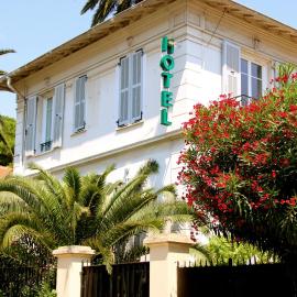 Hotel Villa Les Cygnes, hotel en Niza