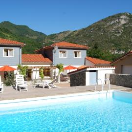 Les Terrasses De Castelmerle: Niaux şehrinde bir otel