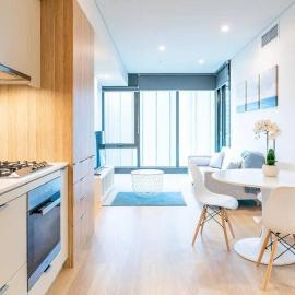 Lovely One Bedroom + Study with Infinity Pool