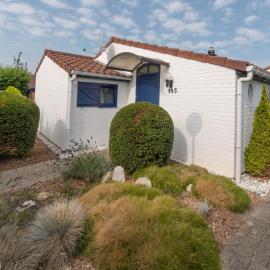 Holiday Home Zeewind 145 with parking by Interhome
