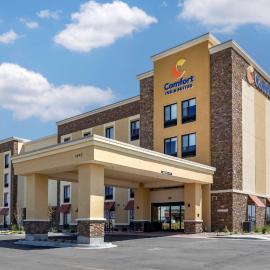 Bennett में, होटल Comfort Inn & Suites Bennett