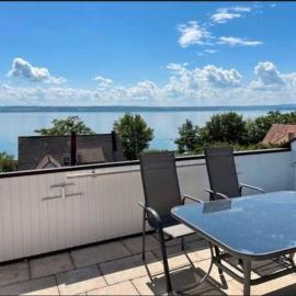 Ferienwohnung mit Seeblick, hotel in Hagnau