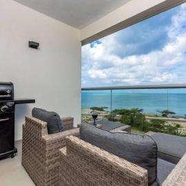 Breath Taking Beach Front Views Condo Eagle Beach