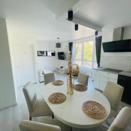 Appartement Charmant Cocon Plus, hotel a Croix