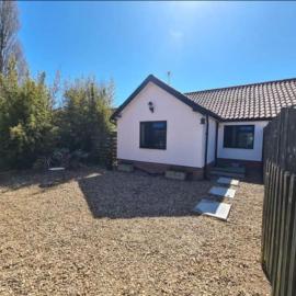 Middle Tree, ideal modern cottage, hotel a Alburgh